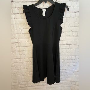 Caution To The Wind Ruffle Sleeve Black Dress Women’s Size Small